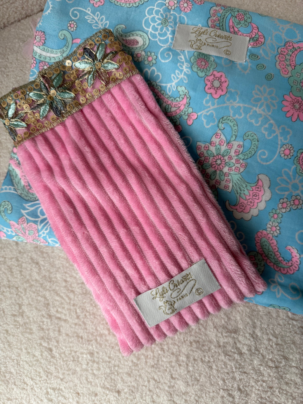 Pochette et emporte-parfum velours et bleu impression cachemire