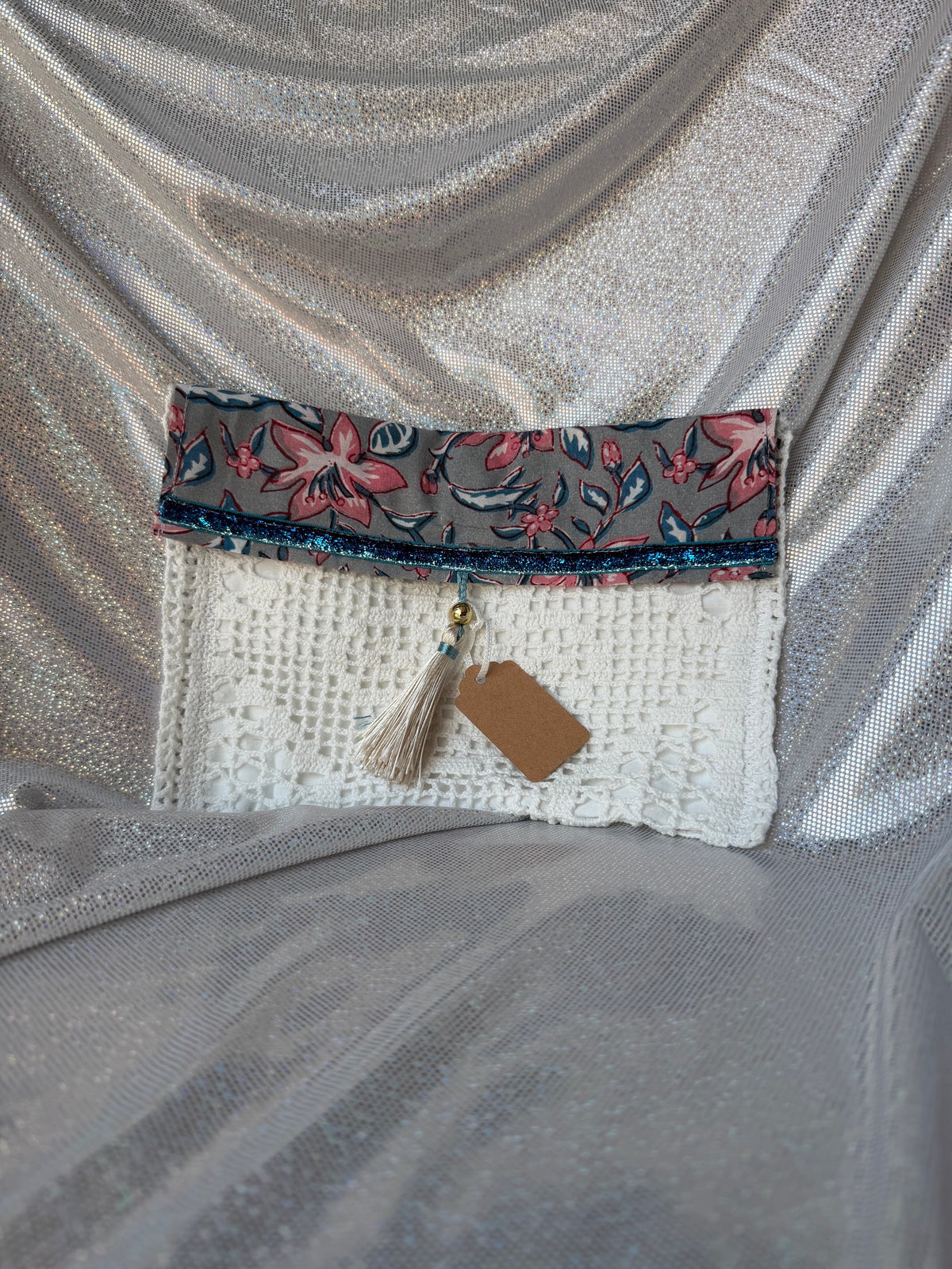 Pochette en dentelle ancienne & coton indien