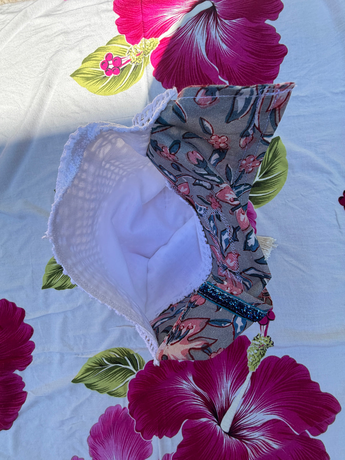 Pochette en dentelle ancienne & coton indien