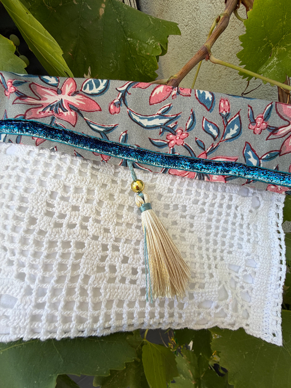 Pochette en dentelle ancienne & coton indien