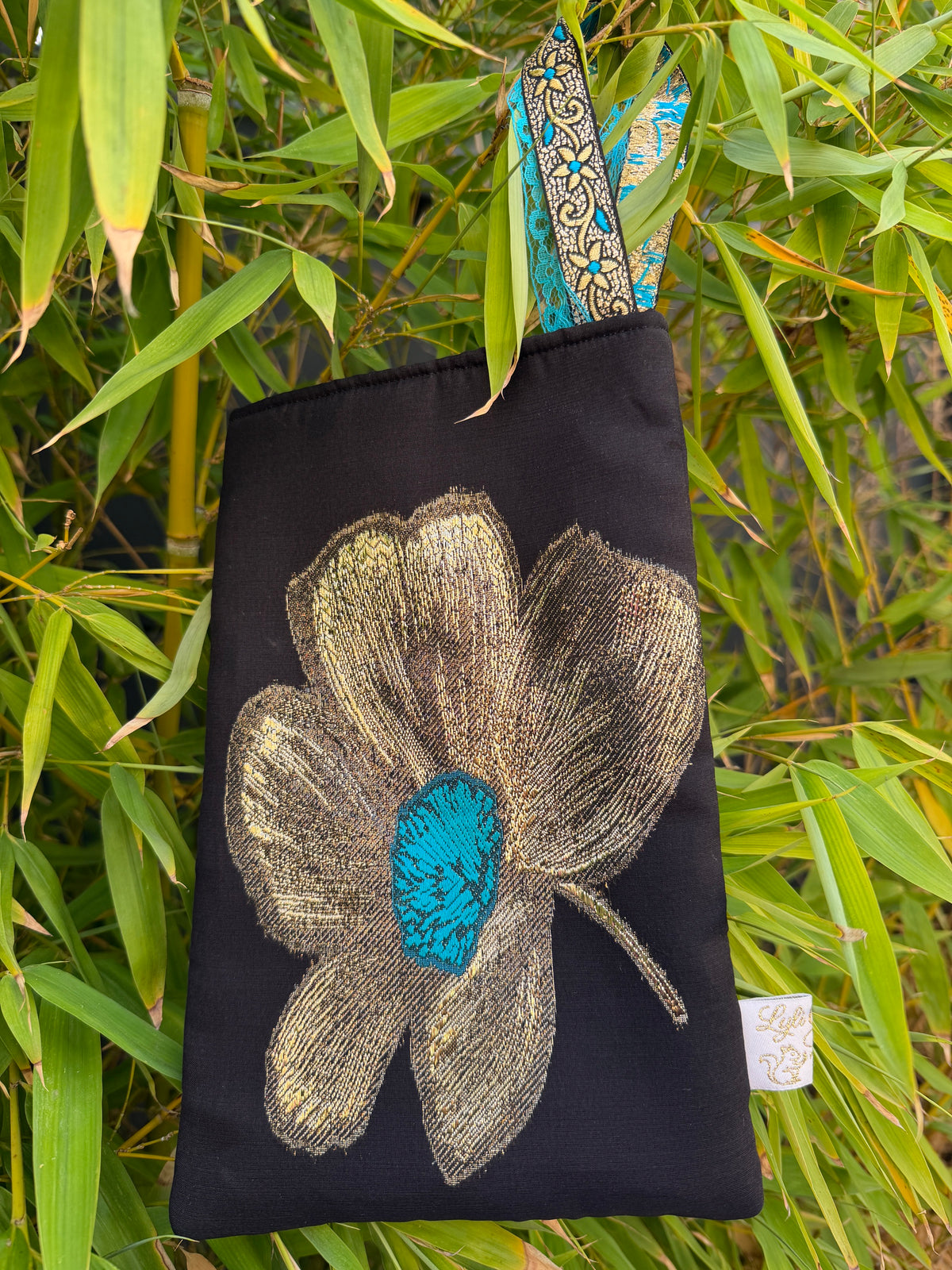 Pochette « Fleur d’Or & Turquoise » – Pièce unique