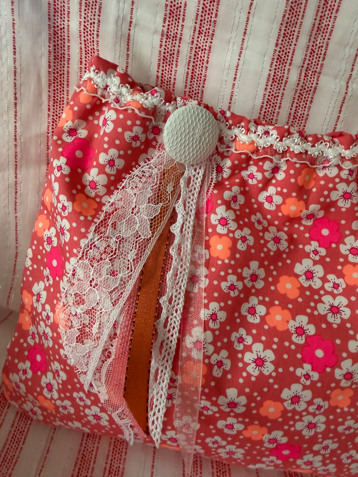 Trousse "jardin Corail"