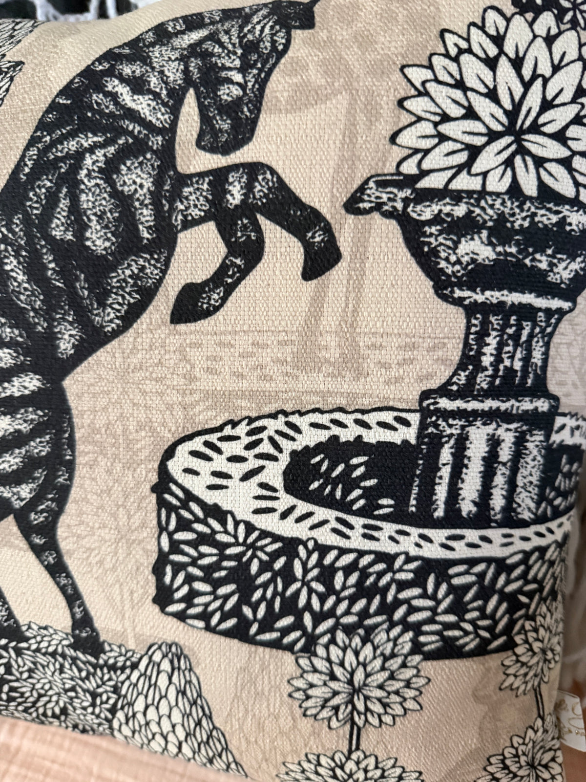 Coussin & sa housse "jardin équestre"