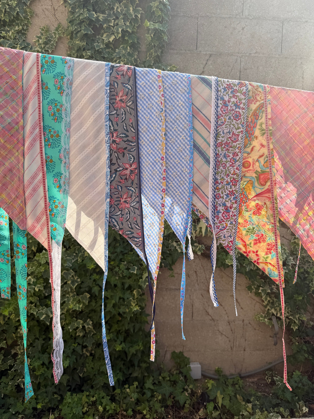 Fichu bandana en tissu - modèle au choix - pièce unique