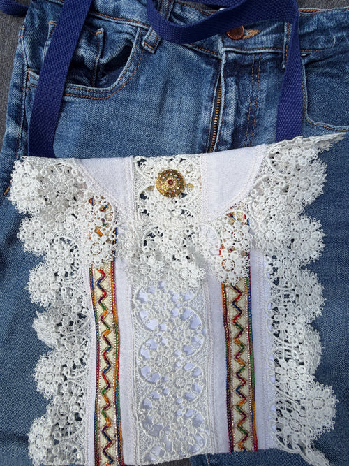 Besace en dentelle ancienne - pièce unique 💙