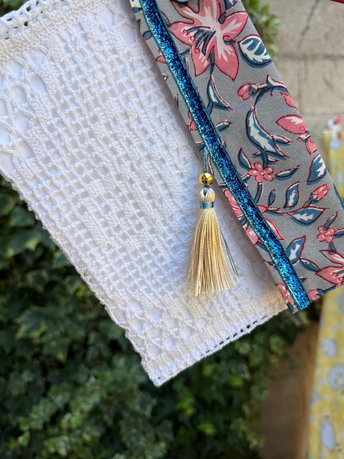 Pochette en dentelle ancienne & coton indien