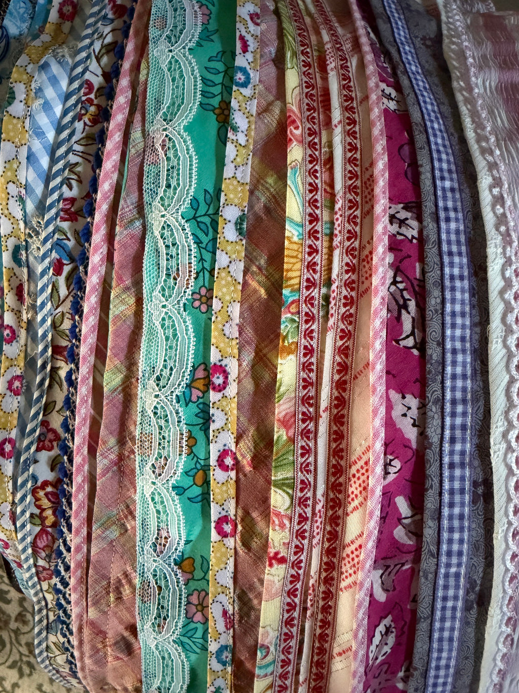 Fichu bandana en tissu - modèle au choix - pièce unique